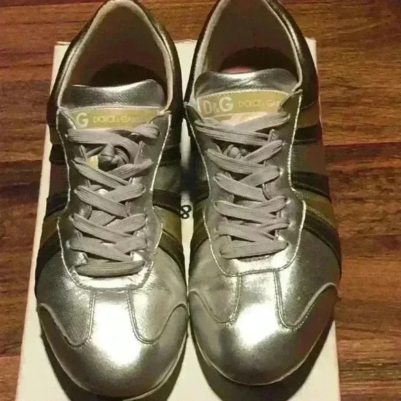 Dolce & Gabbana Metallic Sneakers! - Picture 3 of 4